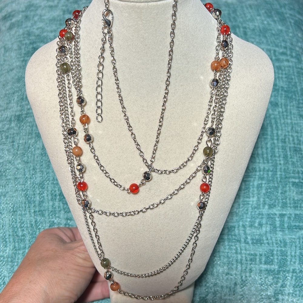 Beaded Silver Necklace w/Matching Earrings.